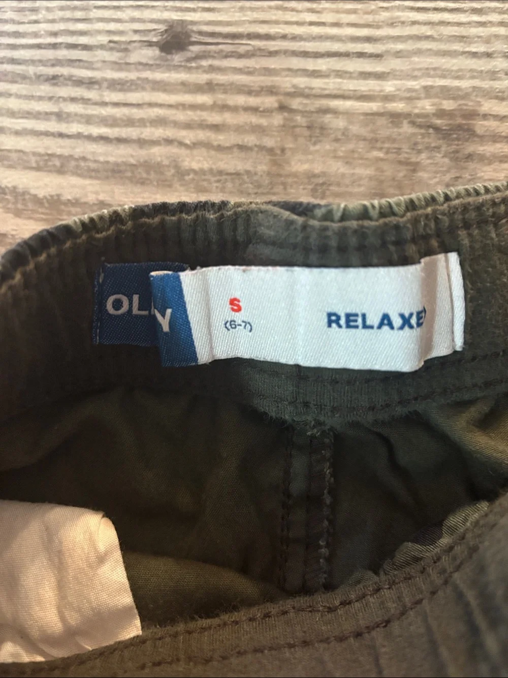 Old Navy relaxed Boys Camo Cargo Shorts shorter length
